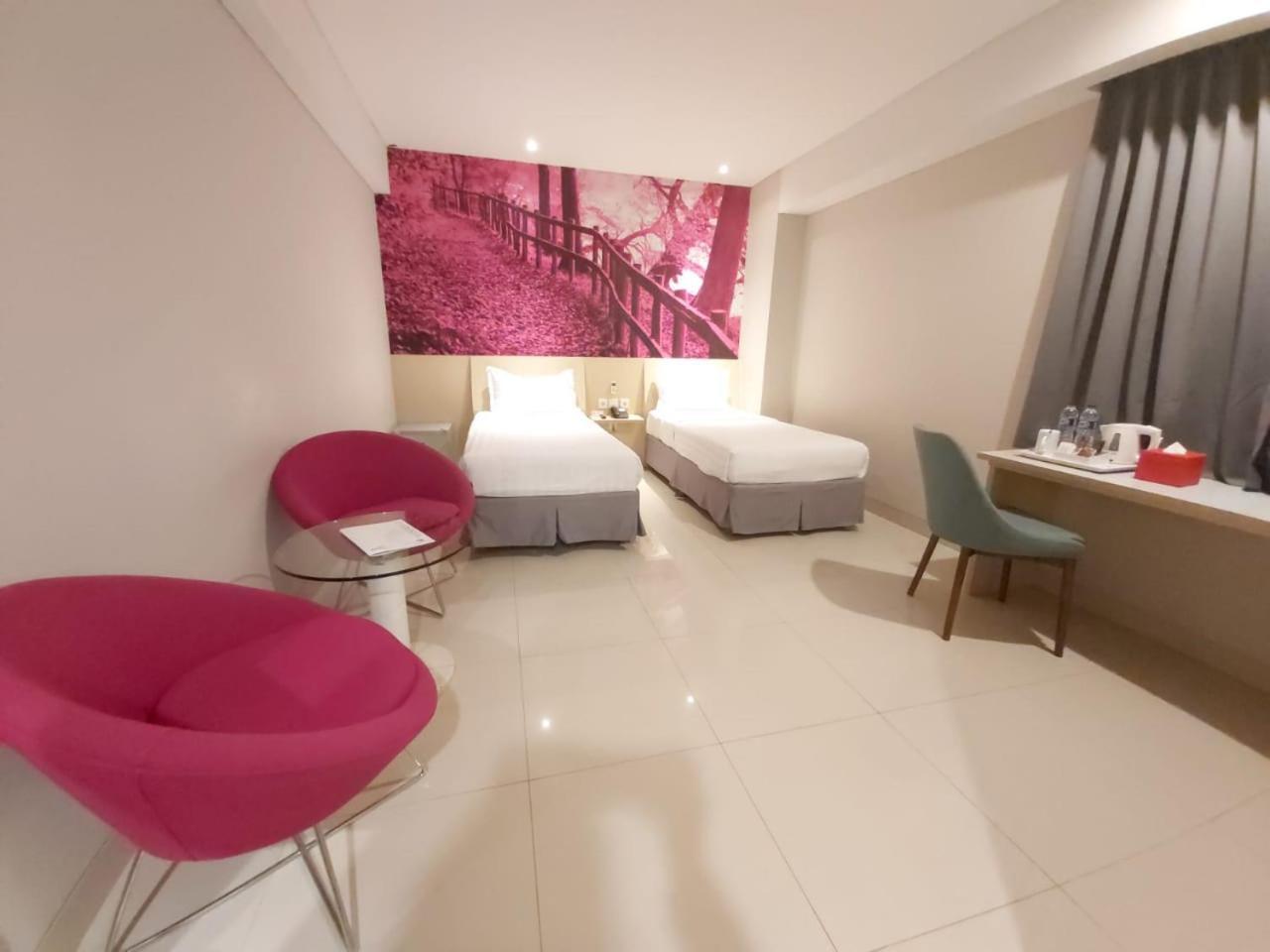 D'Primahotel Balikpapan Exterior photo